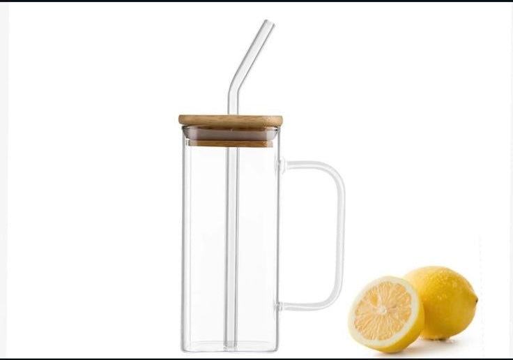 Luxe Glass Mug – Bamboo Lid & Curved Straw