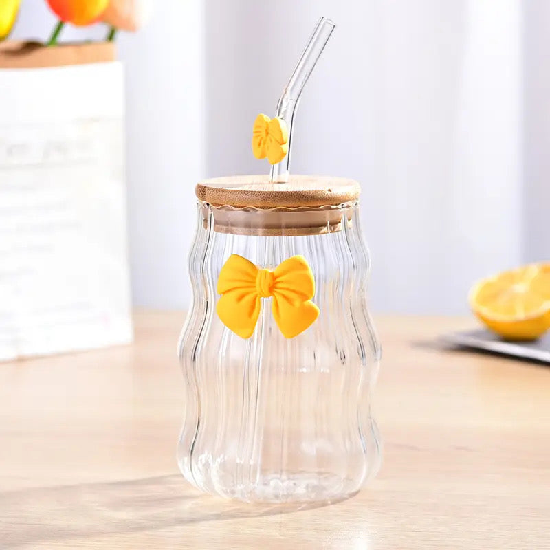 Wavy glass cup with lid and bow