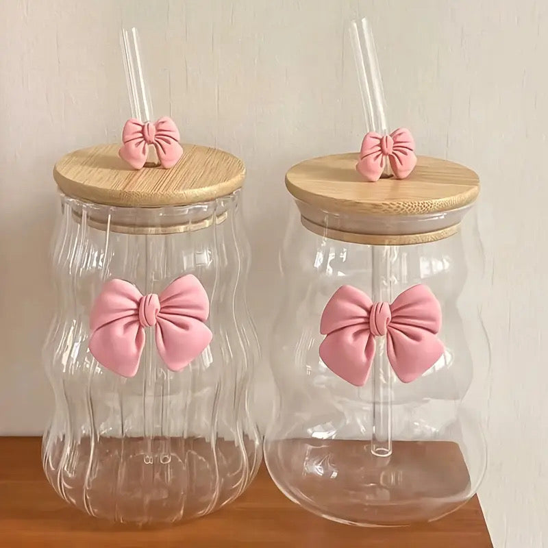 Wavy glass cup with lid and bow