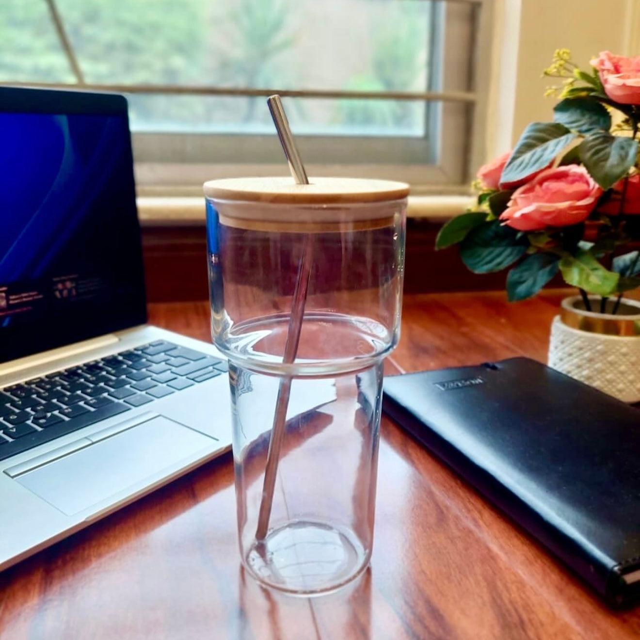 32oz Glass Tumbler with lid and straw